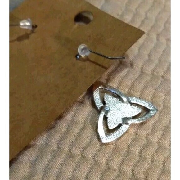 Silver Look Metal Earrings Celtic Old World Boho - Picture 3 of 4